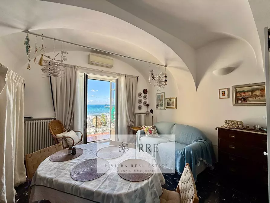 Immagine 7 di Appartamento in vendita  in passeggiata Grollero a Alassio