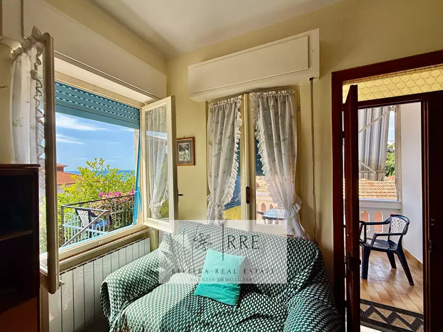 Immagine 18 di Villa in vendita  in Villaggio del Sole a Borgio Verezzi