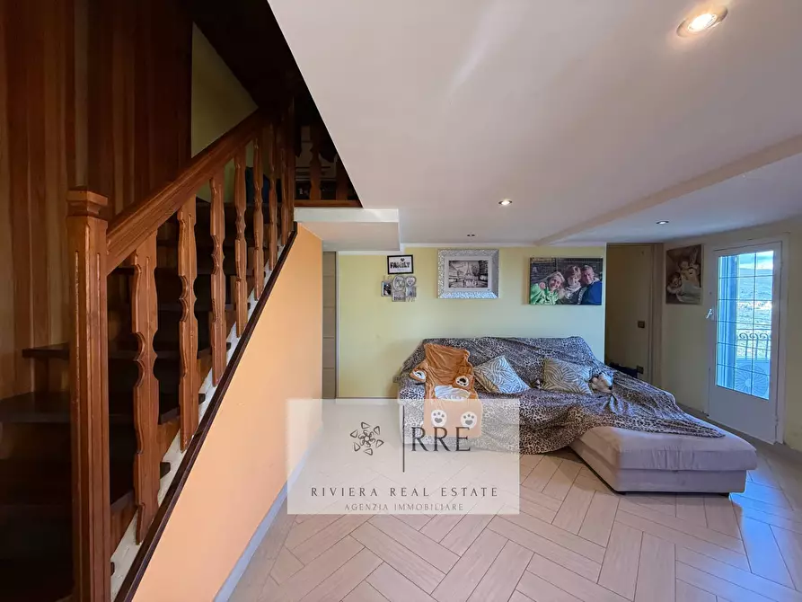 Immagine 11 di Villa in vendita  in strada berzi a Diano Arentino