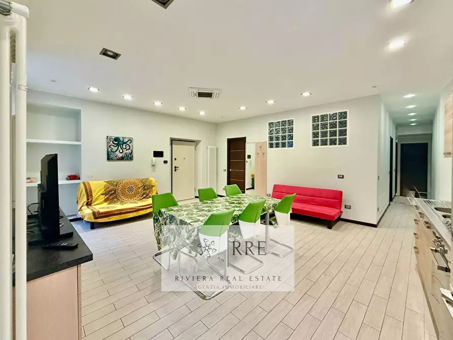 Immagine 4 di Appartamento in vendita  in Caruggio centro storico a Ceriale