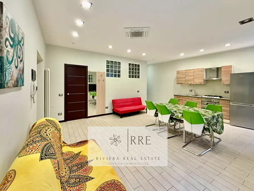 Immagine 7 di Appartamento in vendita  in Caruggio centro storico a Ceriale