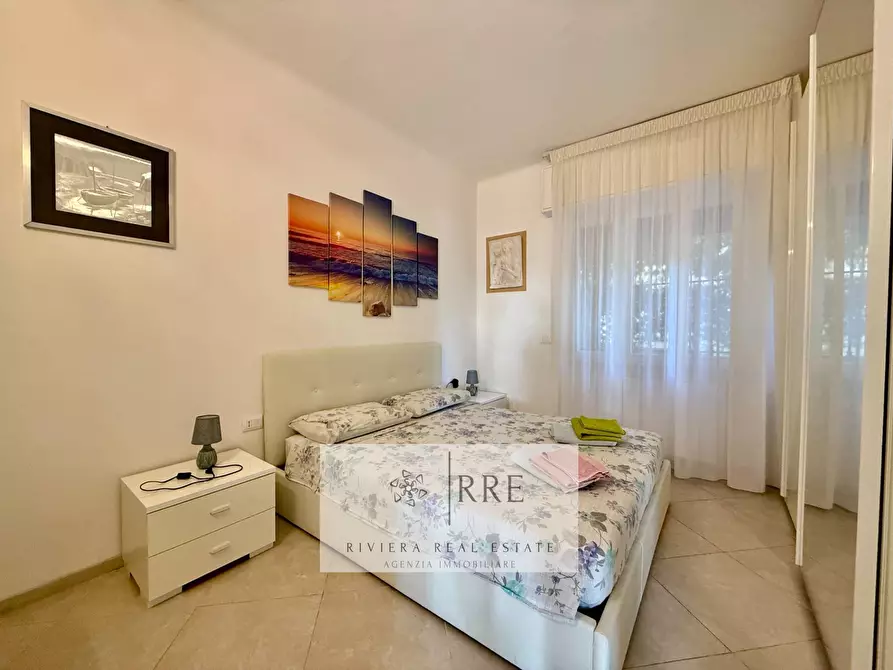 Immagine 17 di Appartamento in vendita  in via Rangè a Alassio