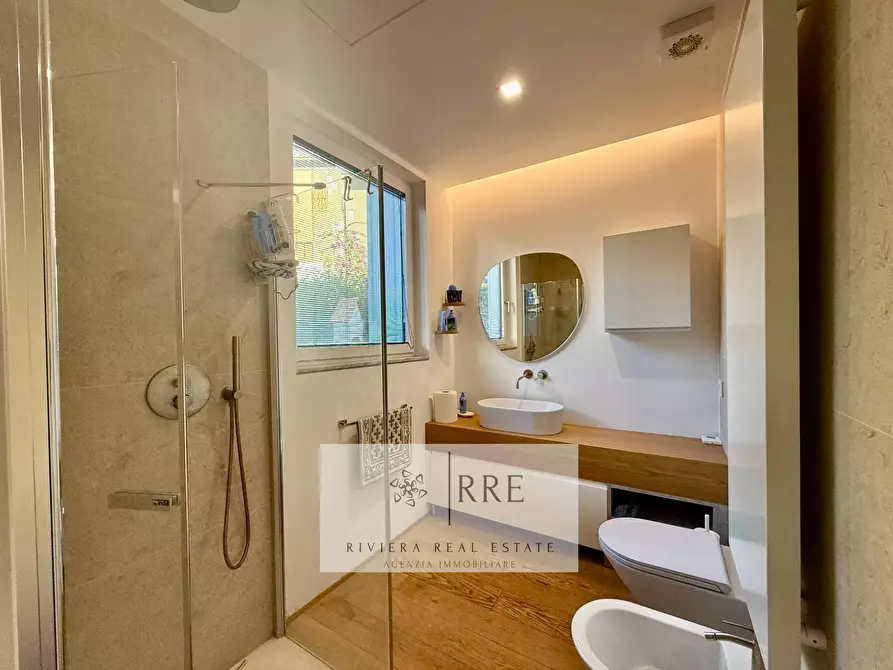 Immagine 15 di Appartamento in vendita  in via Adelasia a Alassio