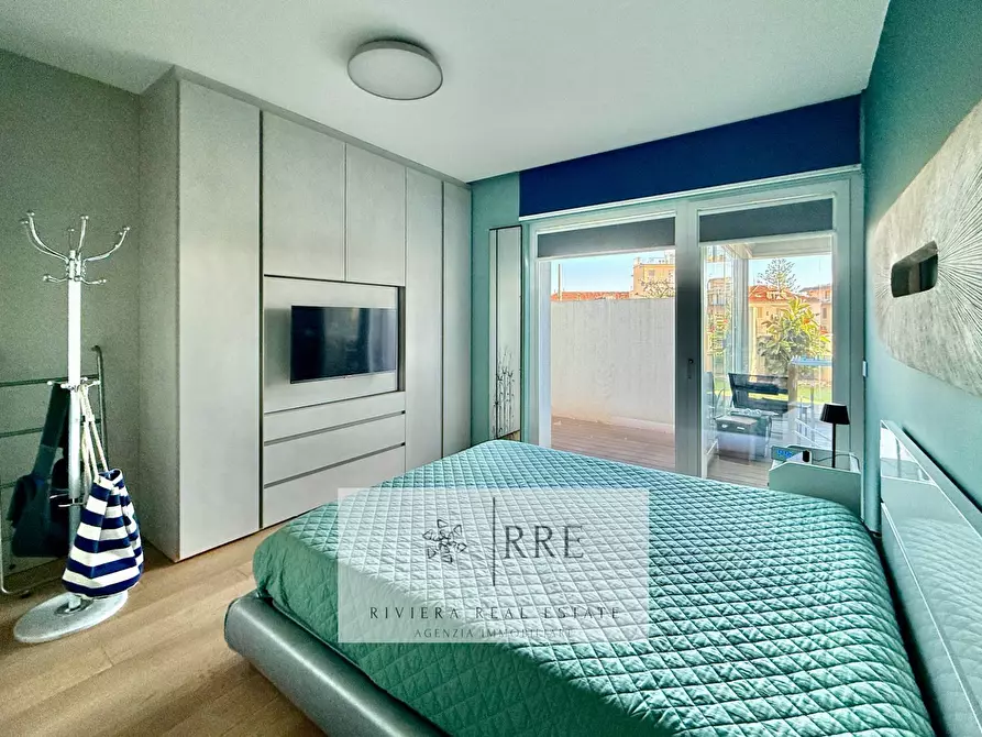 Immagine 13 di Appartamento in vendita  in via Adelasia a Alassio