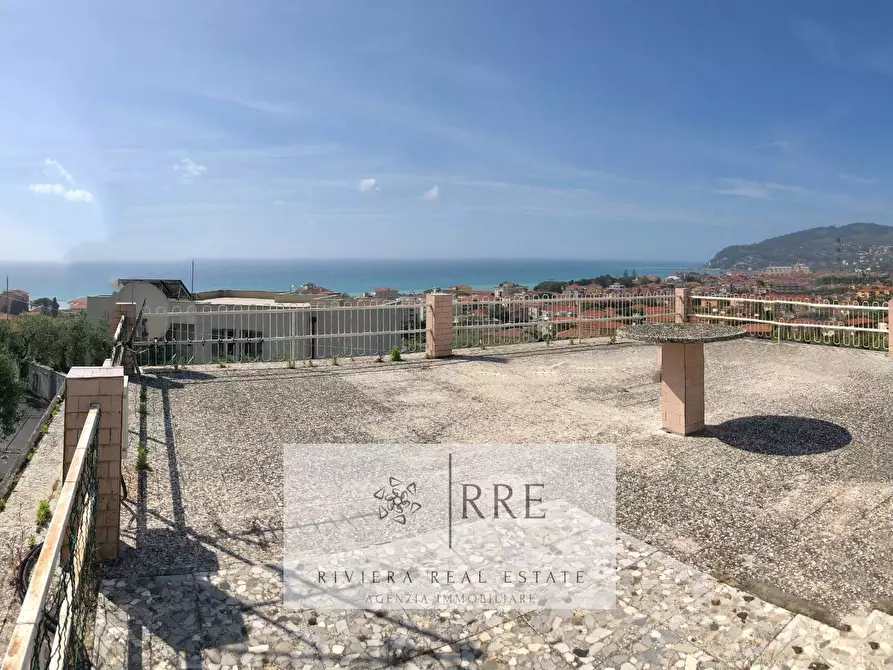 Immagine 7 di Villa in vendita  in via Monade a Diano Arentino