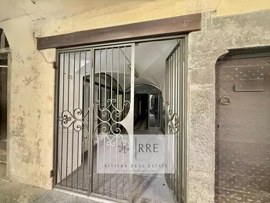 Immagine 11 di Negozio in affitto  in Corso Ponzoni a Armo