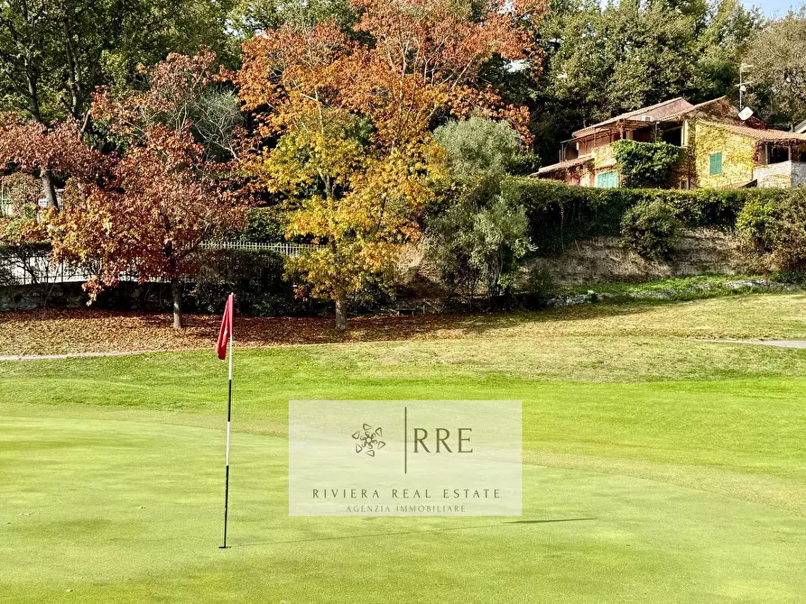 Immagine 10 di Villa in vendita  in Via del Golf a Casanova Lerrone