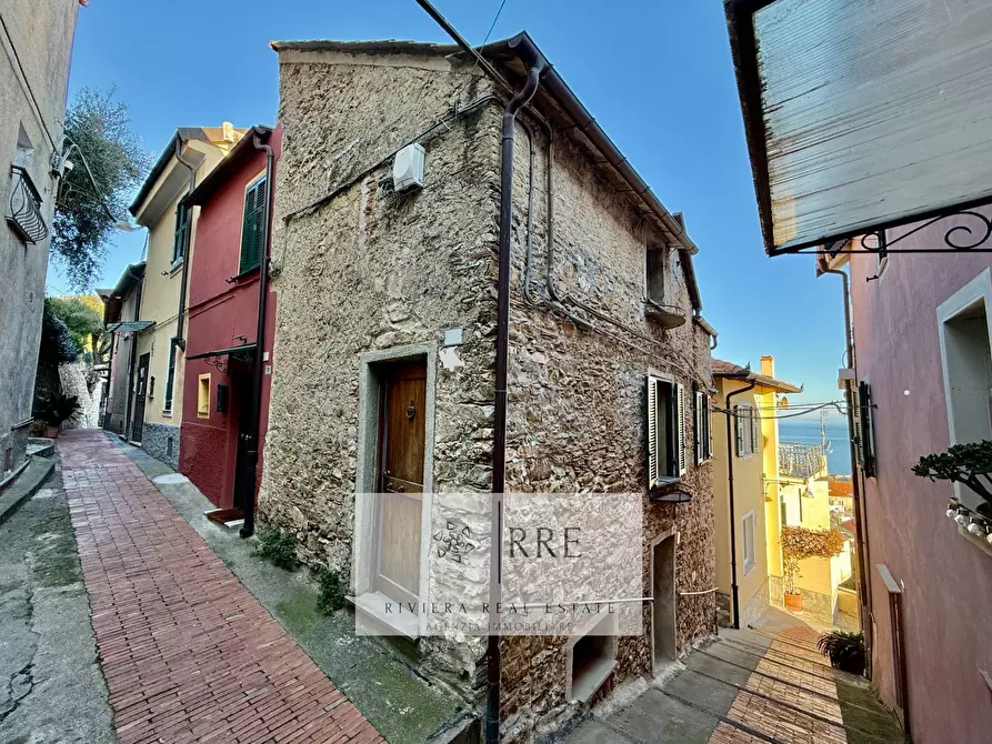 Immagine 3 di Casa semindipendente in vendita  in via Leonpancaldo a Alassio