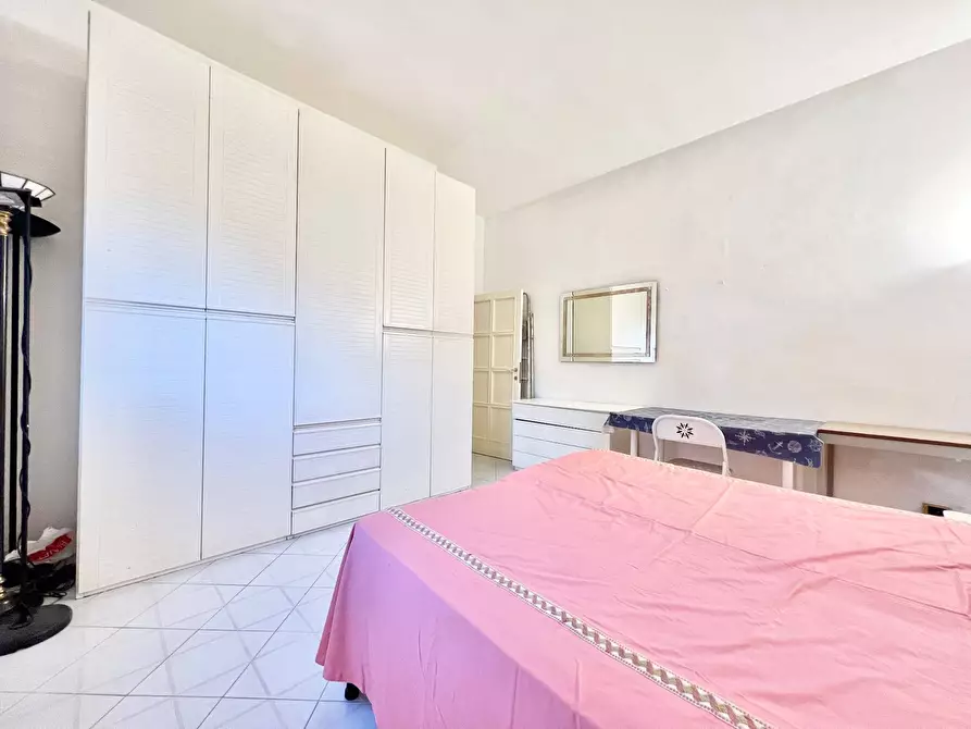 Immagine 24 di Appartamento in vendita  in porta ovile a Siena