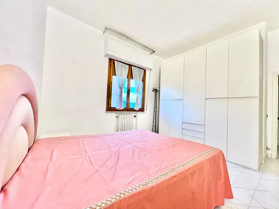 Immagine 22 di Appartamento in vendita  in porta ovile a Siena