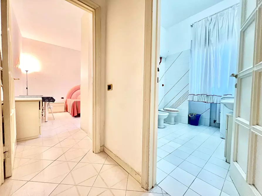 Immagine 19 di Appartamento in vendita  in porta ovile a Siena