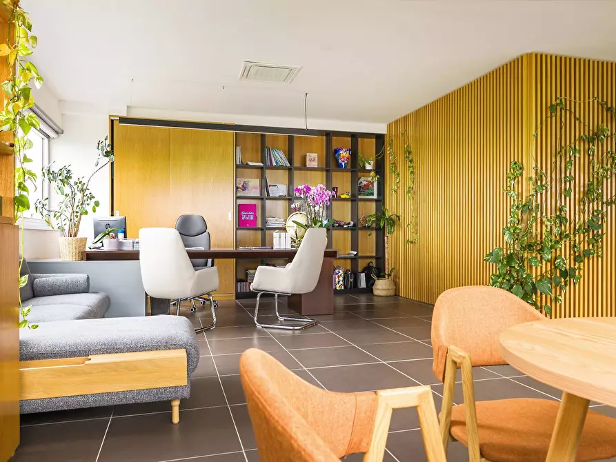 Immagine 30 di Ufficio in vendita  in via chemnitz 5/3 a Prato