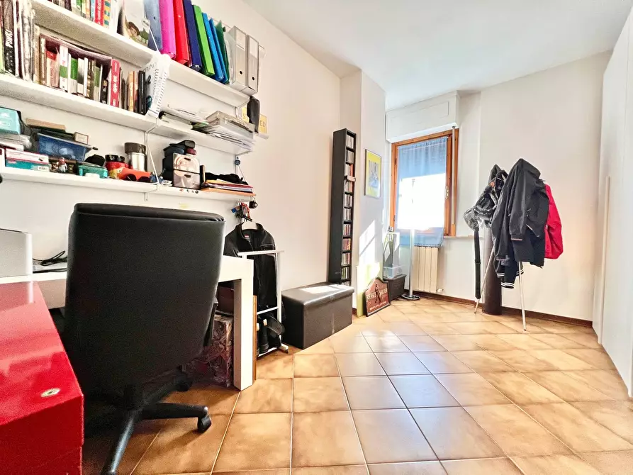 Immagine 30 di Appartamento in vendita  in via pietro calamandrei 35 a Monteriggioni