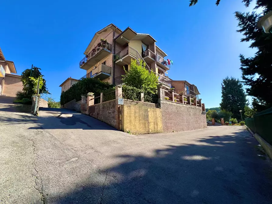 Immagine 35 di Appartamento in vendita  in via pietro calamandrei 35 a Monteriggioni