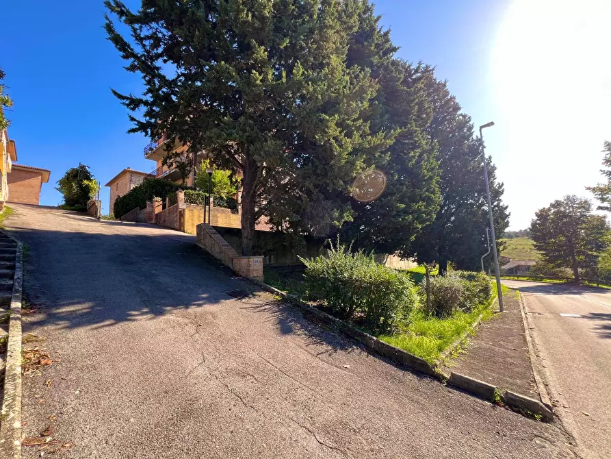 Immagine 37 di Appartamento in vendita  in via pietro calamandrei 35 a Monteriggioni