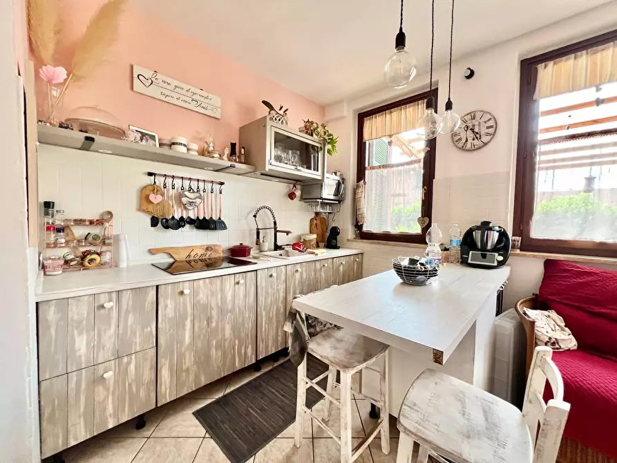 Immagine 9 di Appartamento in vendita  in via tom benetollo a Sovicille