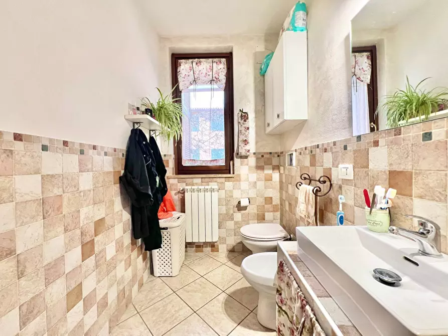 Immagine 17 di Appartamento in vendita  in via tom benetollo a Sovicille