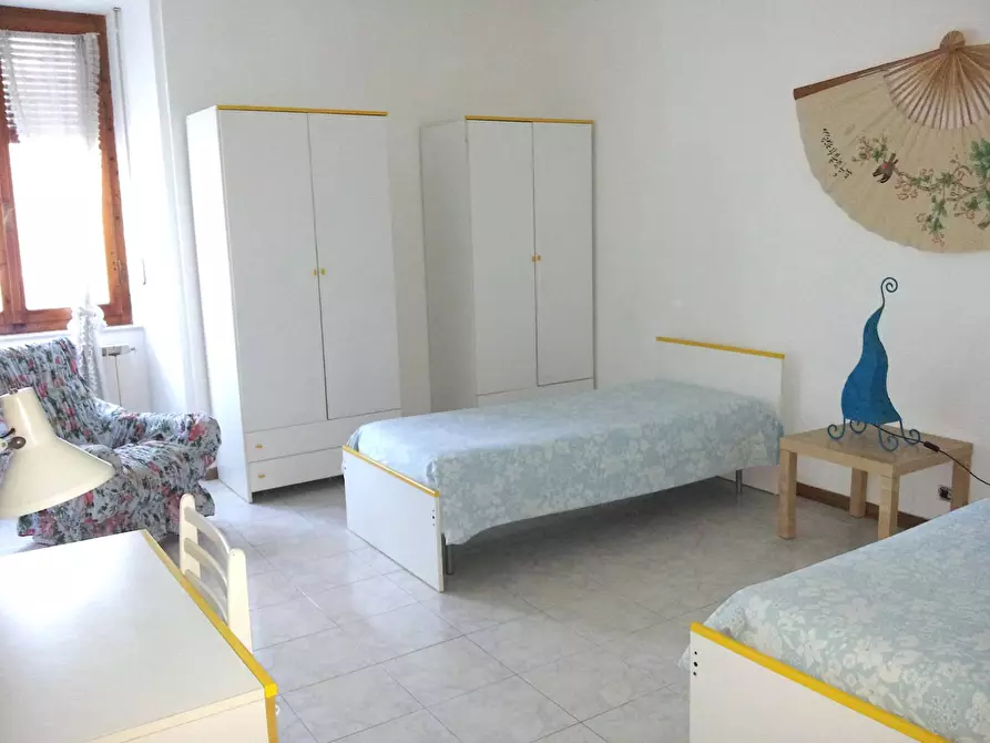 Immagine 16 di Appartamento in vendita  in Via 24 maggio a Siena