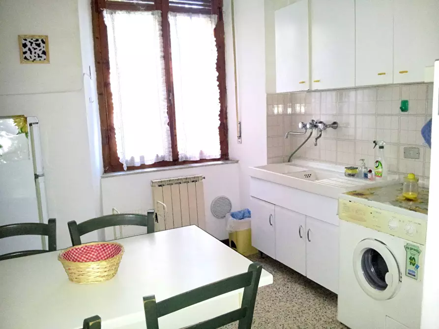 Immagine 17 di Appartamento in vendita  in Via 24 maggio a Siena