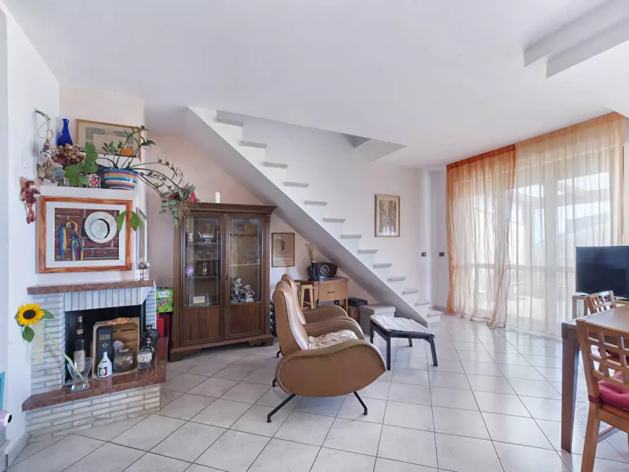 Immagine 5 di Casa semindipendente in vendita  in C.da COCCIONI 28/A a Silvi