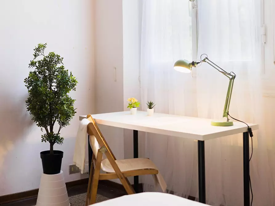 Immagine 27 di Appartamento in vendita  in piazza puccini 20 a Firenze