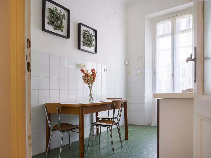 Immagine 30 di Appartamento in vendita  in piazza puccini 20 a Firenze