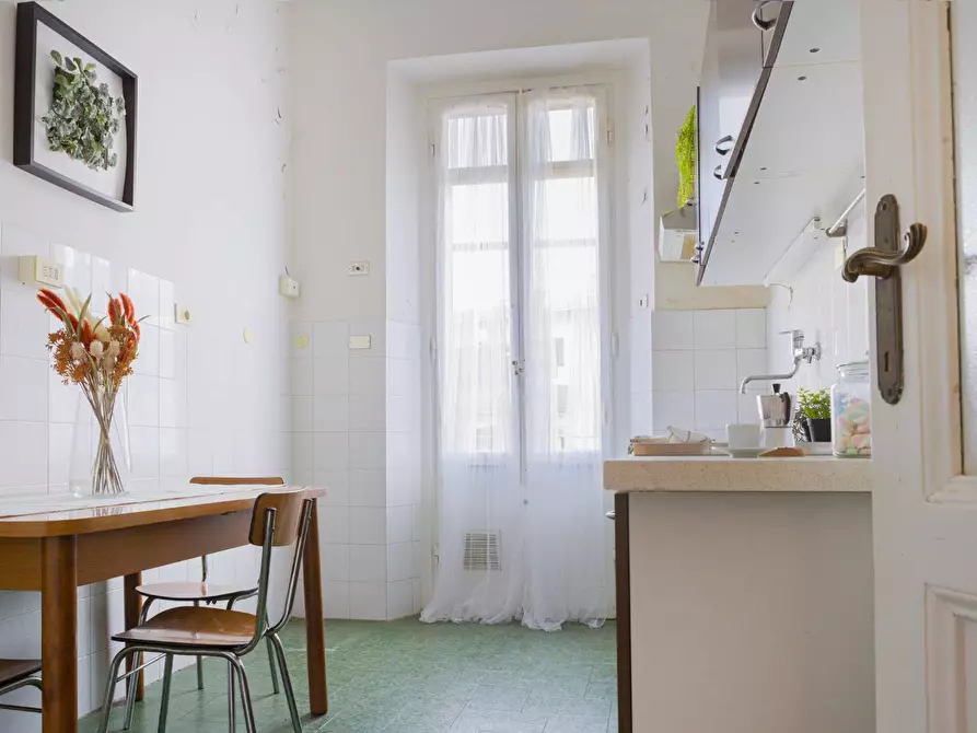 Immagine 31 di Appartamento in vendita  in piazza puccini 20 a Firenze