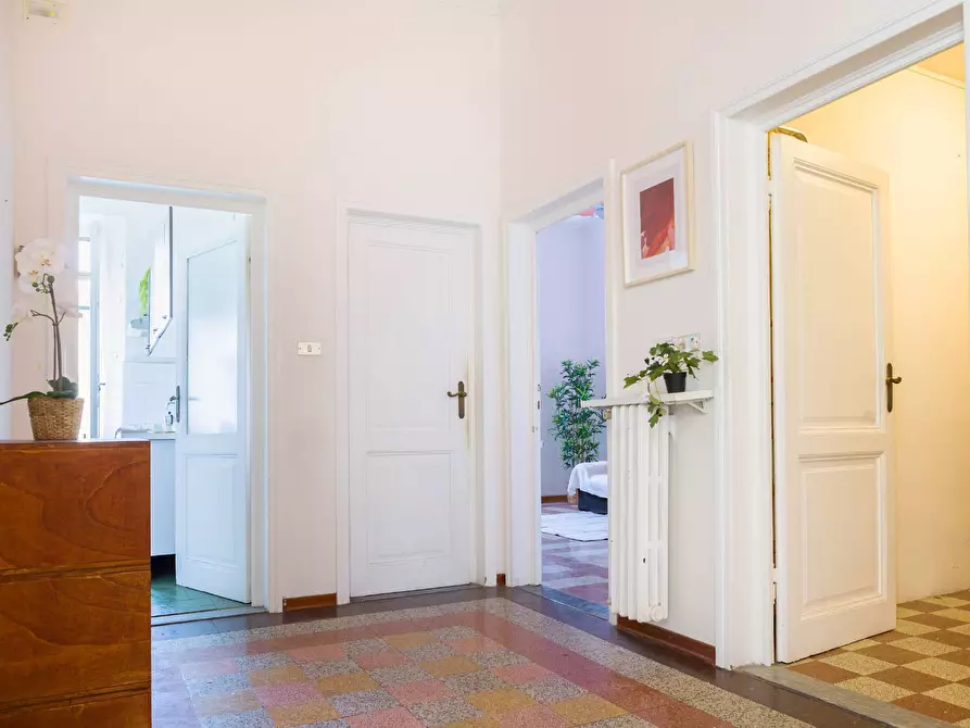 Immagine 2 di Appartamento in vendita  in piazza puccini 20 a Firenze