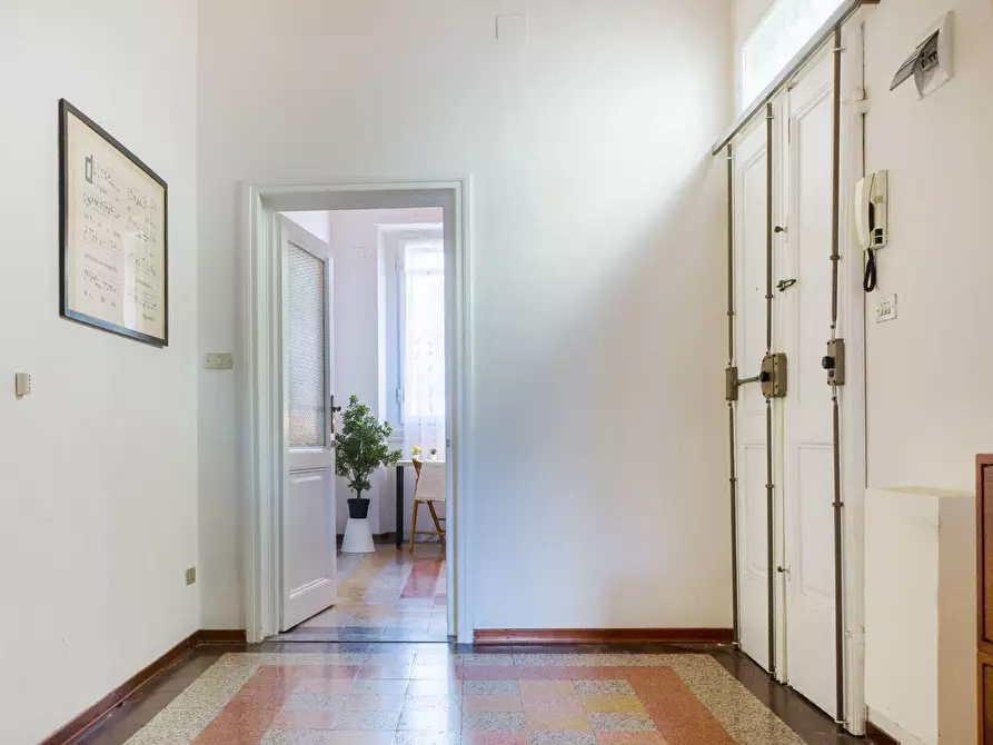 Immagine 22 di Appartamento in vendita  in piazza puccini 20 a Firenze