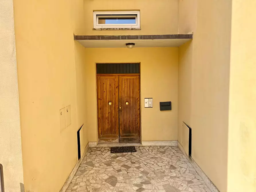 Immagine 30 di Appartamento in vendita  in via duccio di boninsegna a Siena