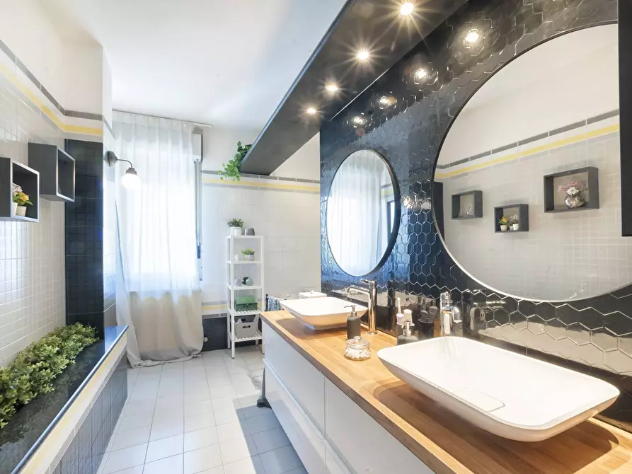 Immagine 20 di Casa indipendente in vendita  in C.DA SAN SILVESTRO 49 a Silvi