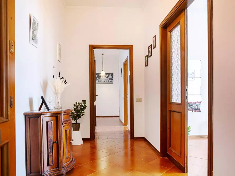 Immagine 3 di Appartamento in vendita  in via val D'Aosta 28 a Monteriggioni