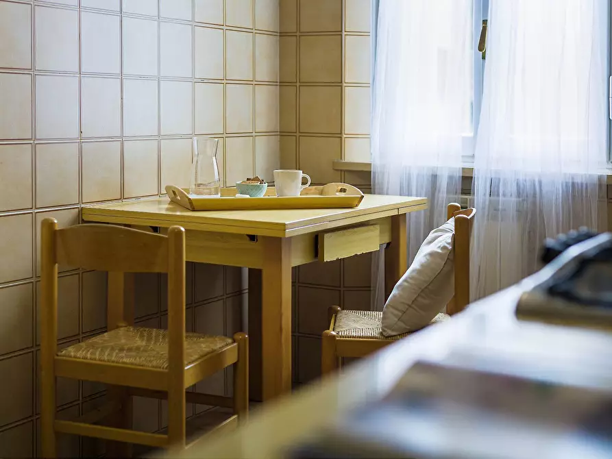 Immagine 10 di Appartamento in vendita  in VIA MARTIRI DI SCALVAIA 5 a Siena