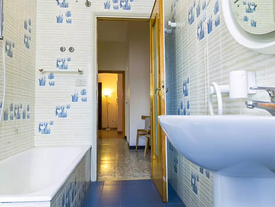 Immagine 14 di Appartamento in vendita  in VIA MARTIRI DI SCALVAIA 5 a Siena