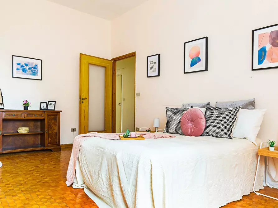 Immagine 22 di Appartamento in vendita  in VIA MARTIRI DI SCALVAIA 5 a Siena