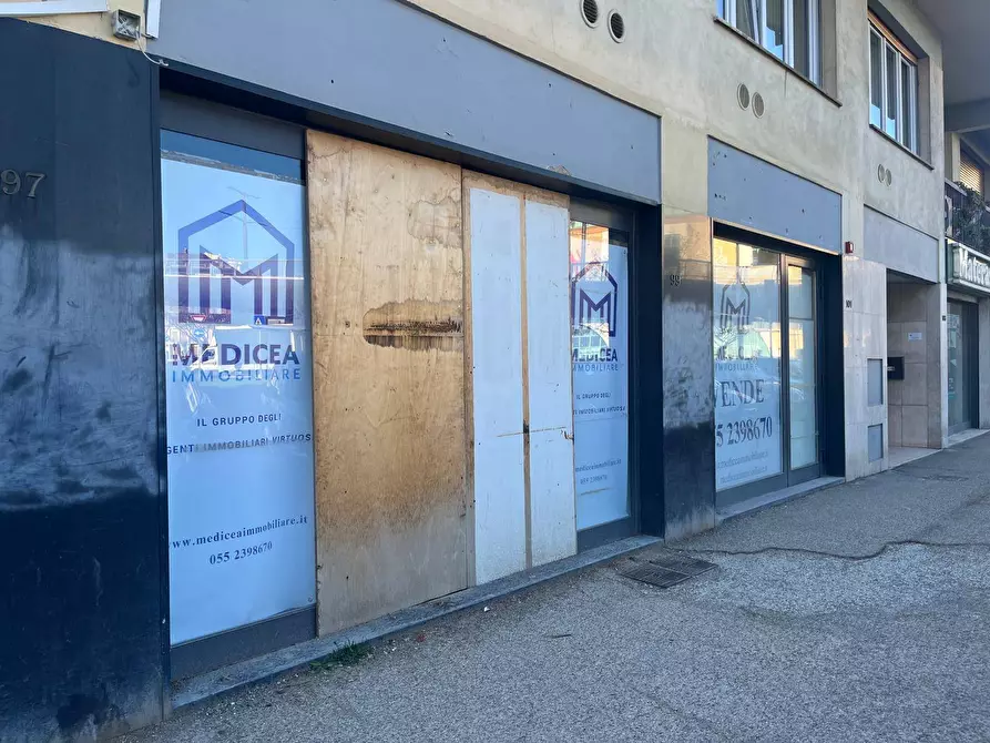 Immagine 18 di Locale commerciale in affitto  in Via Della Villa Demidoff 91/101 a Firenze