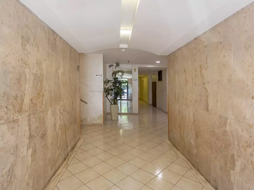 Immagine 14 di Appartamento in vendita  in Via Nicola Fabrizi 171 a Pescara