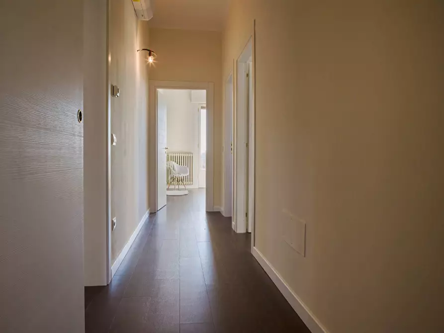 Immagine 27 di Villetta a schiera in vendita  in via liguria 19 a Siena