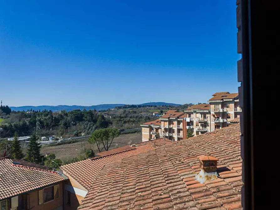 Immagine 35 di Villetta a schiera in vendita  in via liguria 19 a Siena