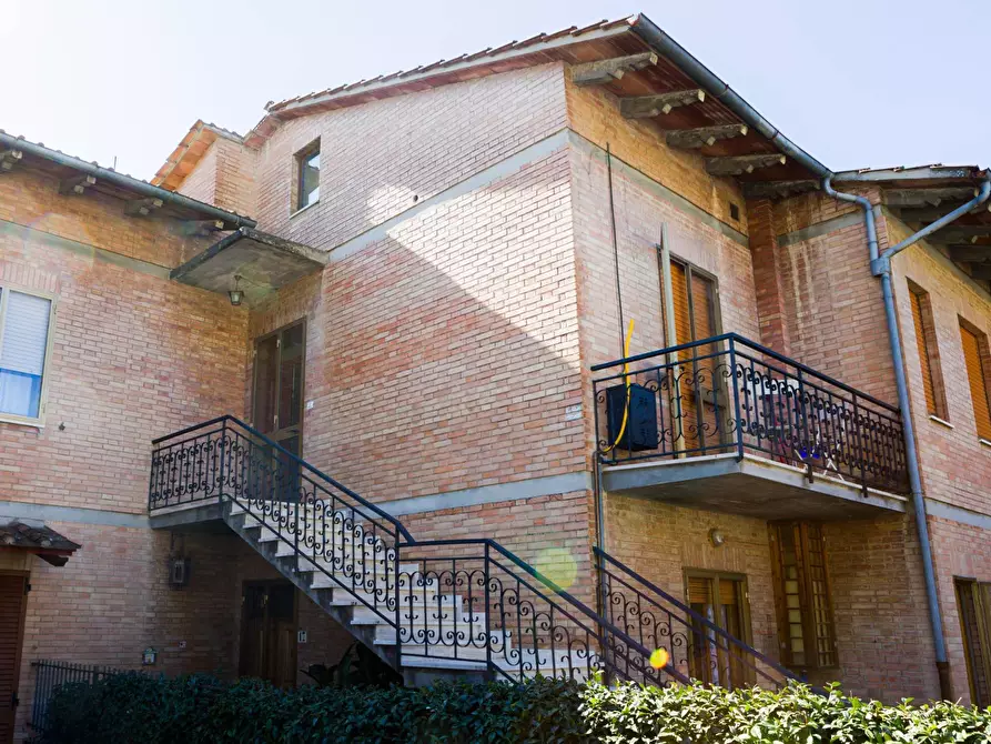 Immagine 37 di Villetta a schiera in vendita  in via liguria 19 a Siena