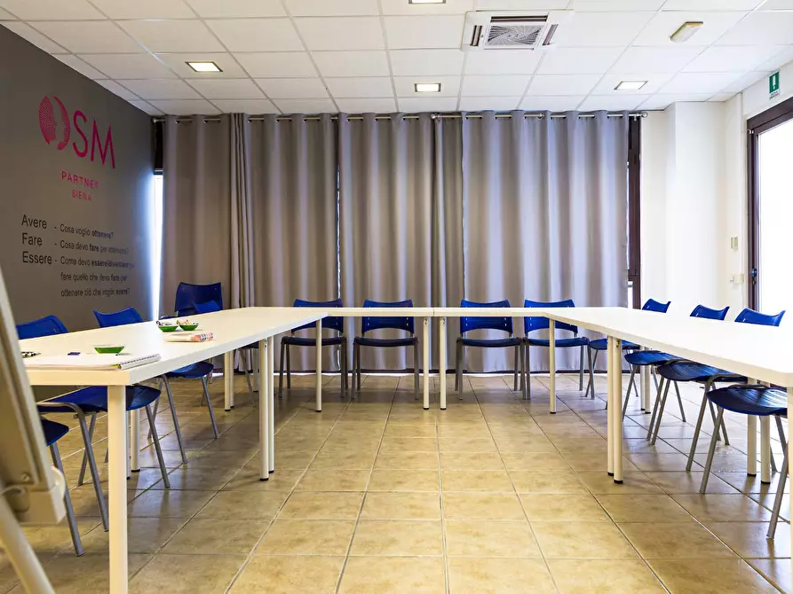 Immagine 3 di Ufficio in vendita  in via della pace 15 a Siena