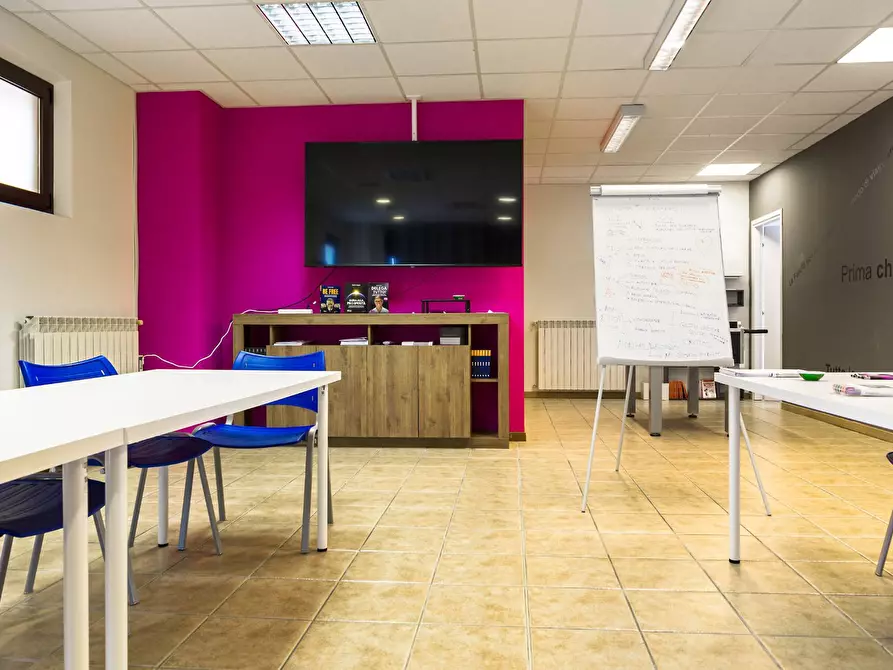 Immagine 6 di Ufficio in vendita  in via della pace 15 a Siena