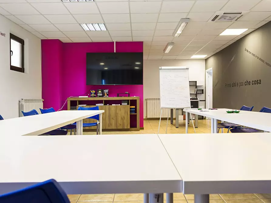 Immagine 7 di Ufficio in vendita  in via della pace 15 a Siena