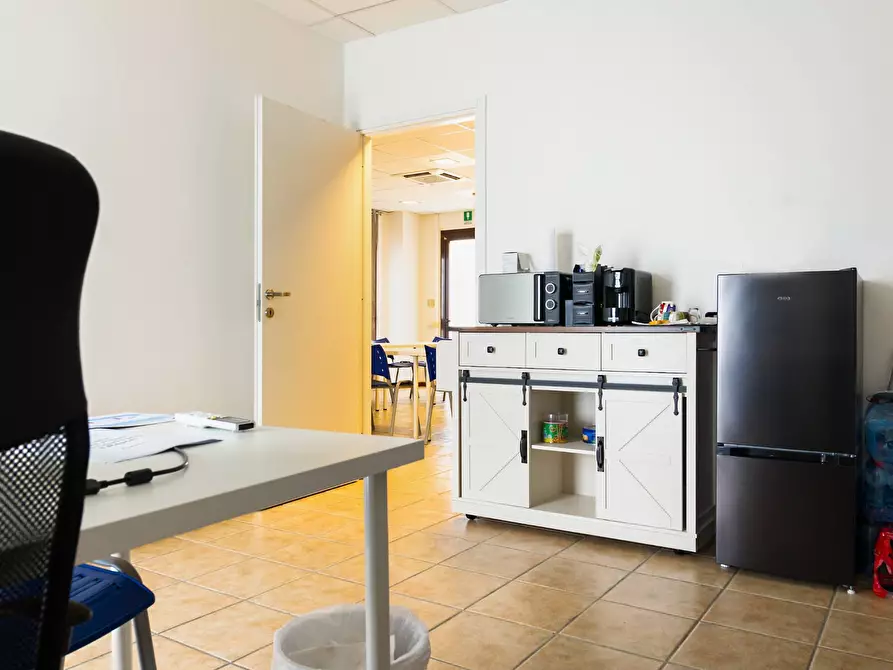 Immagine 17 di Ufficio in vendita  in via della pace 15 a Siena