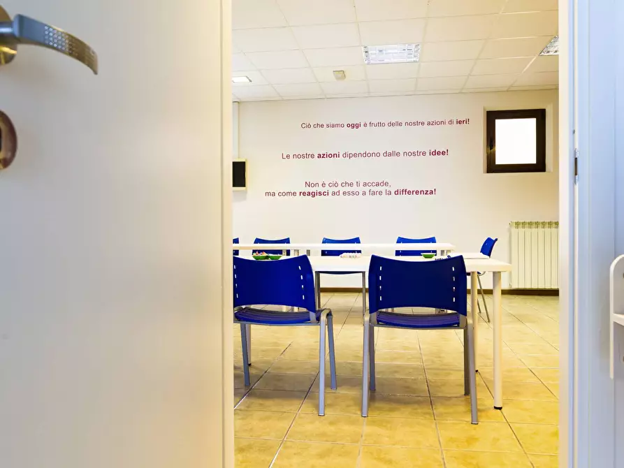 Immagine 18 di Ufficio in vendita  in via della pace 15 a Siena