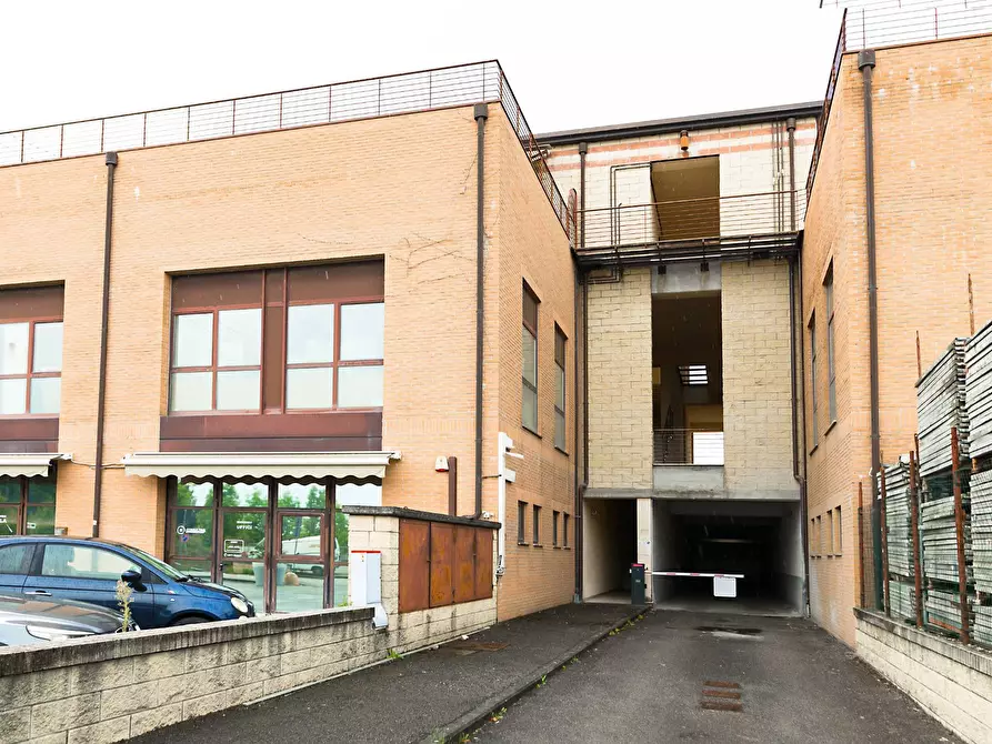 Immagine 26 di Ufficio in vendita  in via della pace 15 a Siena