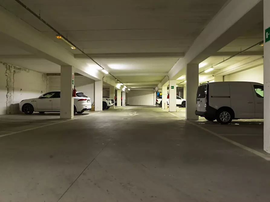 Immagine 27 di Ufficio in vendita  in via della pace 15 a Siena