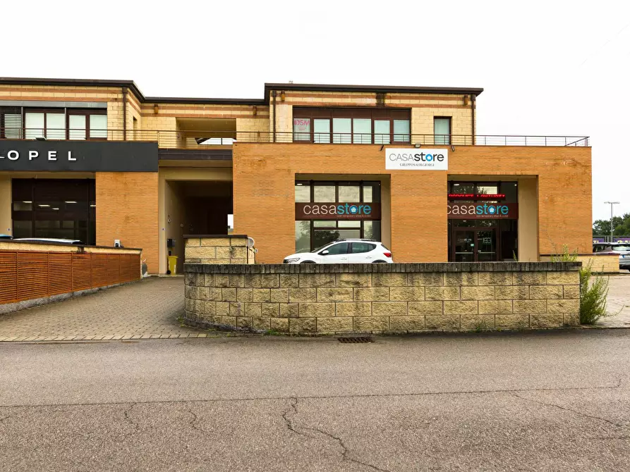 Immagine 29 di Ufficio in vendita  in via della pace 15 a Siena