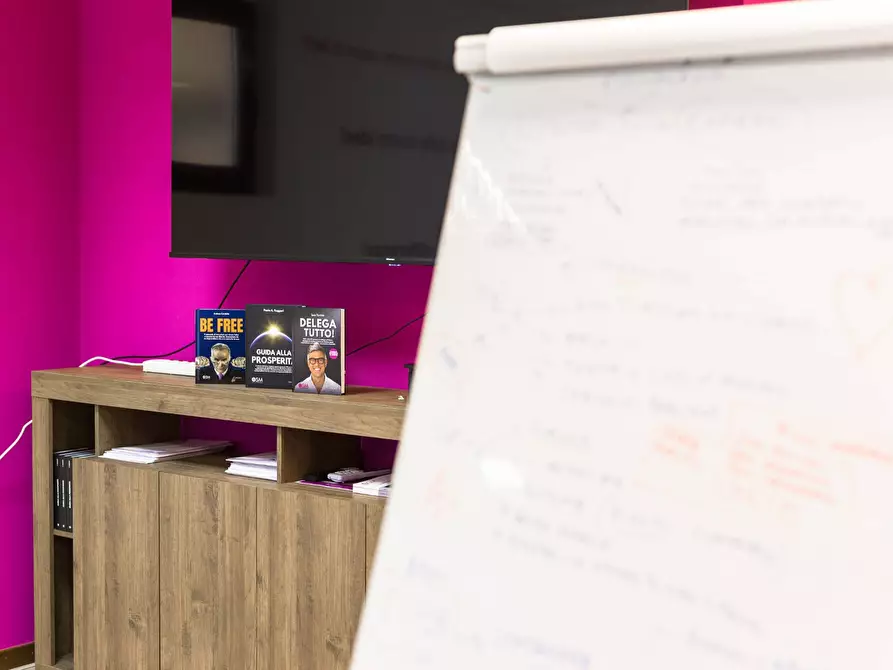 Immagine 16 di Ufficio in vendita  in via della pace 15 a Siena