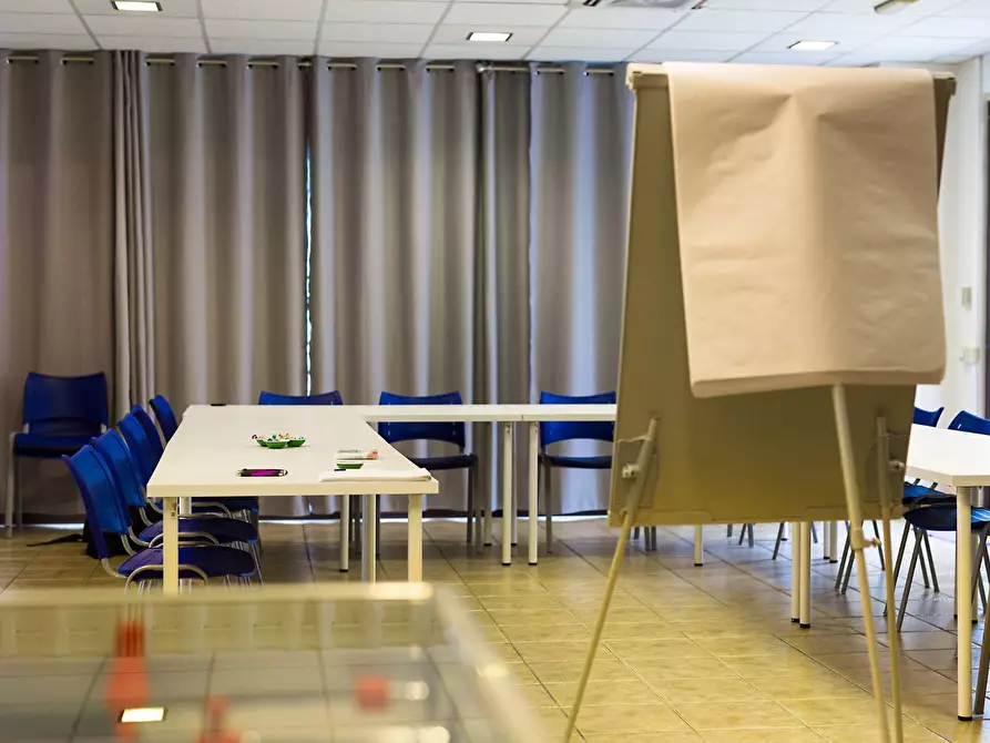 Immagine 30 di Ufficio in vendita  in via della pace 15 a Siena